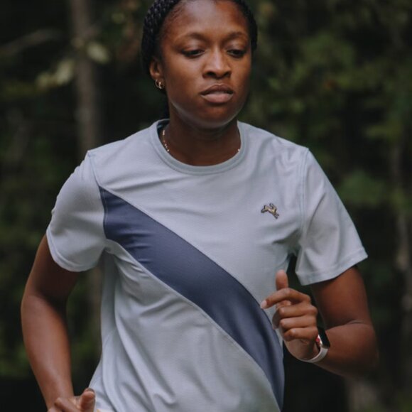 Women's Tracksmith Van Cortlandt Tee in Sky Gray/Stone Grey, Size Small - Picture 1 of 7